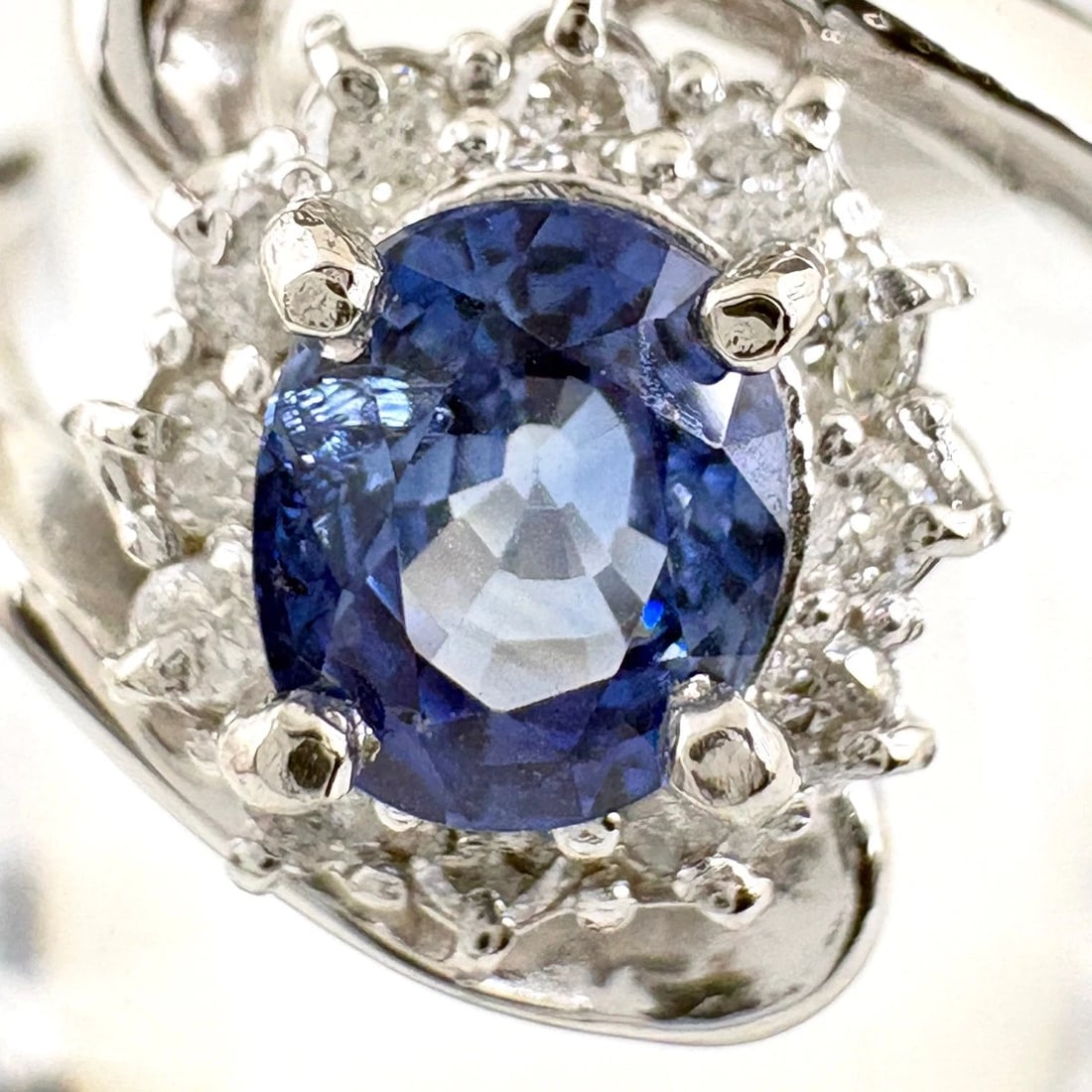 SAPPHIRE DESIGN RING PLATINUM - 2