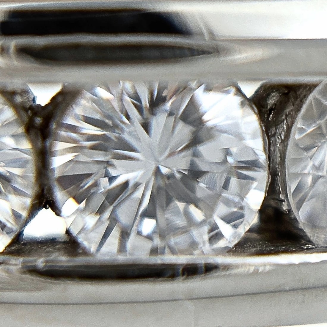 MELEE DIAMOND DESIGN RING PLATINUM - 2