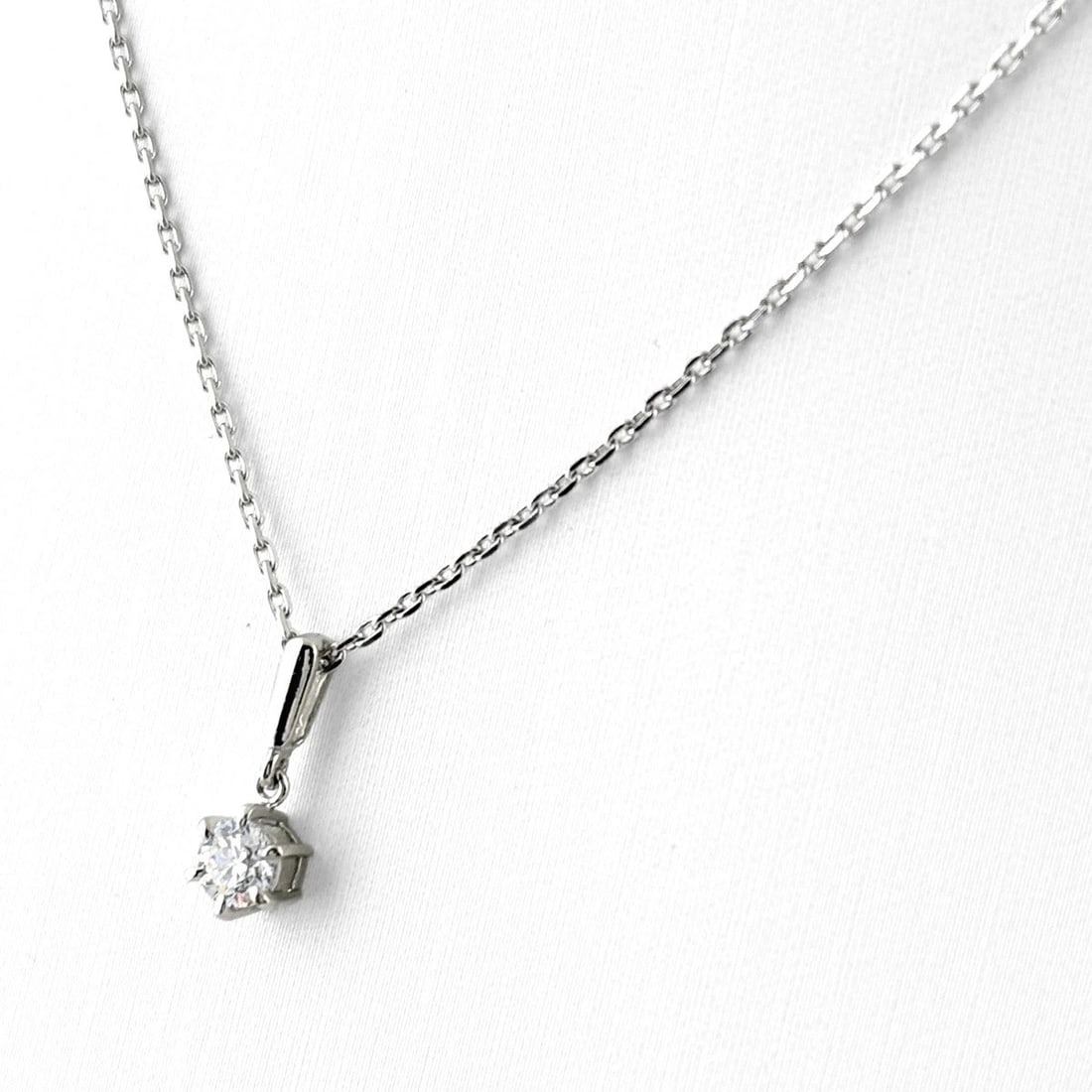 MIKIMOTO DIAMOND NECKLACE PLATINUM PENDANT: MIKIMOTO Diamond Necklace Platinum Pendant Brand: MIKIMOTO Type/Style: Necklace Material: Pt950, Color: PT Size: Chain / code 38cm(15") Total length of the pendant head including a bail