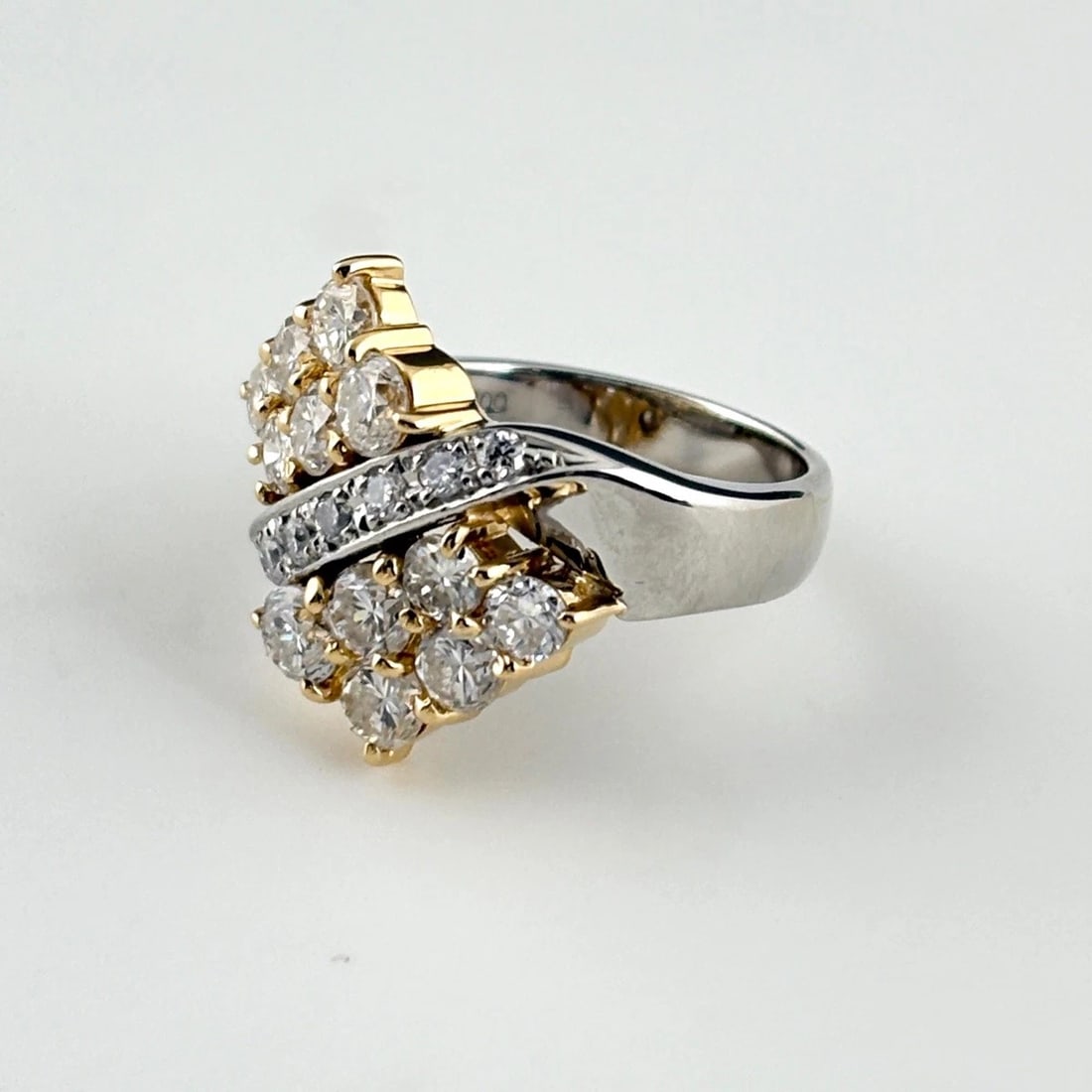 MELEE DIAMOND DESIGN RING PLATINUM YG YELLOWGOLD: melee diamond design ring Platinum YG YellowGold Brand: Unbranded Type/Style: Ring Material: 18K YellowGold Platinum, Color: YG PT Size: US 5.5 Accessories: None Accessories Notice: When p
