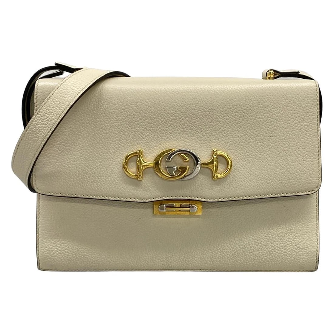 GUCCI ZUMI CREAM LEATHER SHOULDER BAG: GUCCI Zumi Cream Leather Shoulder Bag Brand: GUCCI Type/Style: Shoulder Bag Material: Exterior Material Leather Color: Exterior Color Cream Size: Height : 6.3 inch (16 cm) Width : 9.45 inch (24 cm) De