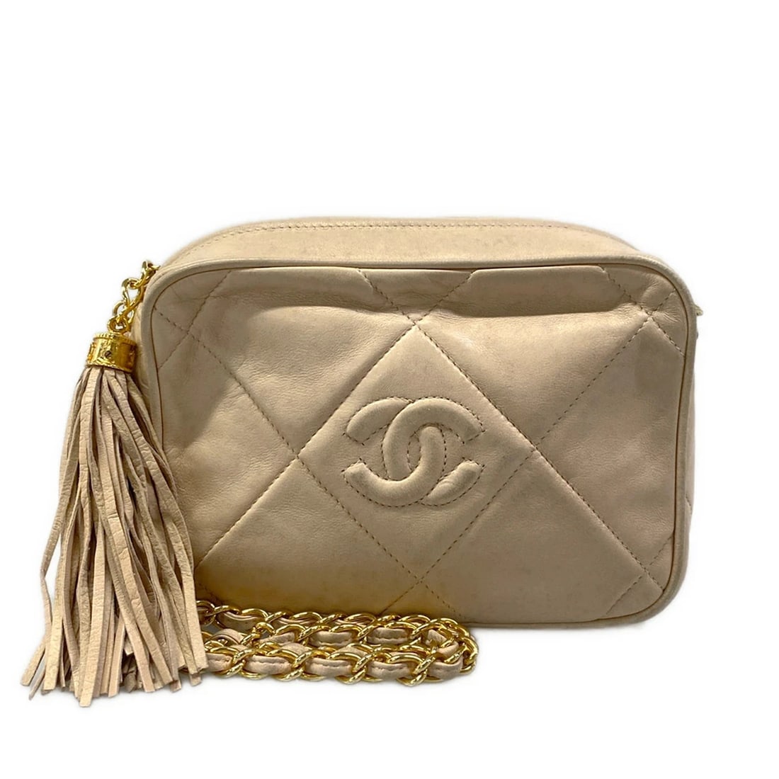 CHANEL BEIGE LAMBSKIN SHOULDER BAG: CHANEL Beige Lambskin Shoulder Bag Brand: CHANEL Type/Style: Shoulder Bag Material: Exterior Material Lambskin Color: Exterior Color Beige Size: Height : 5.12 inch" (13 cm) Width: 7.28" (18.5 cm) Dept