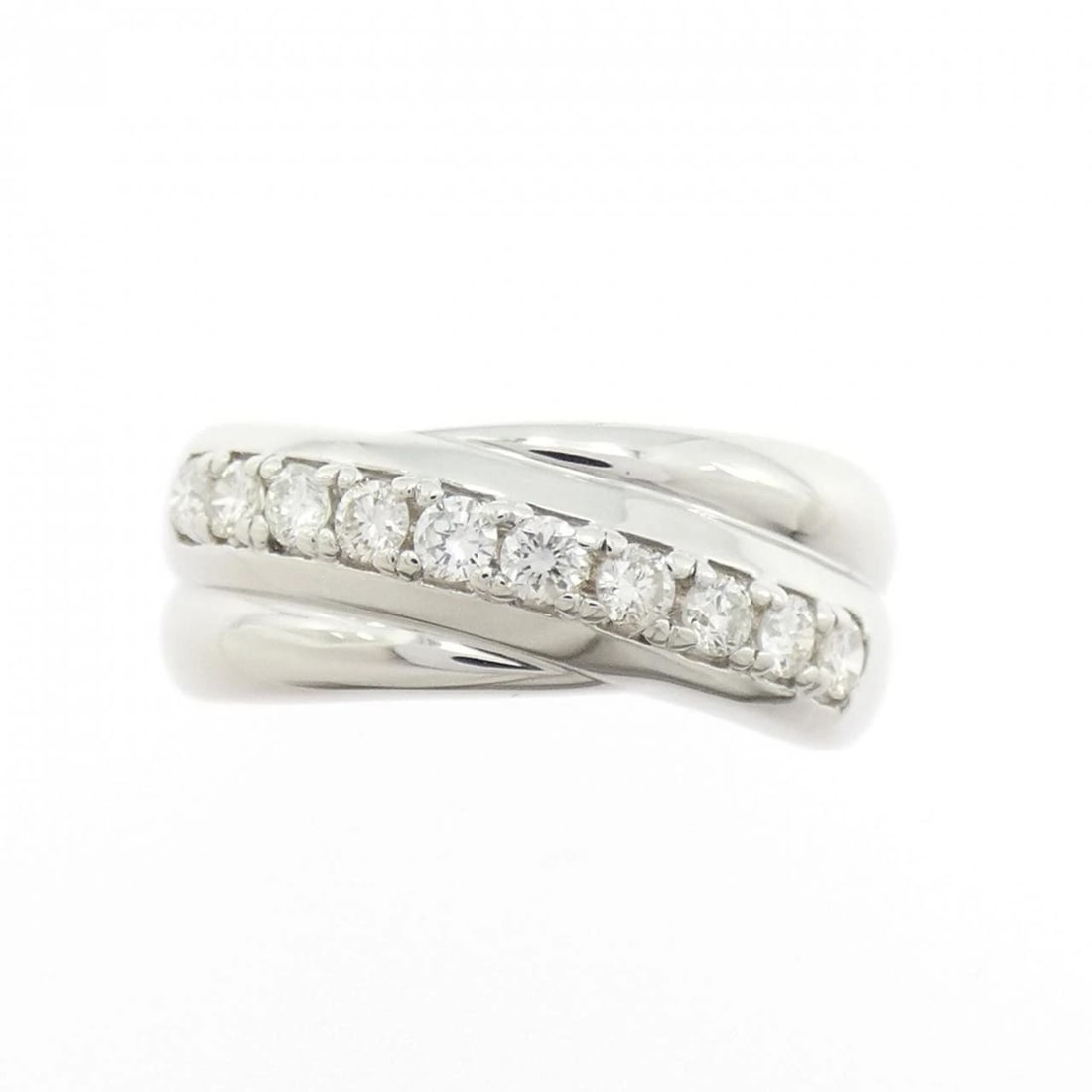 PT900 DIAMOND RING: PT900 Diamond Ring Brand: Unbranded Type/Style: Diamond Ring Material: PT900, Main Stone Natural Color: Silver Size: US 6 1/4 Accessories: None Accessories Notice: When purchasing pre-owned goods,