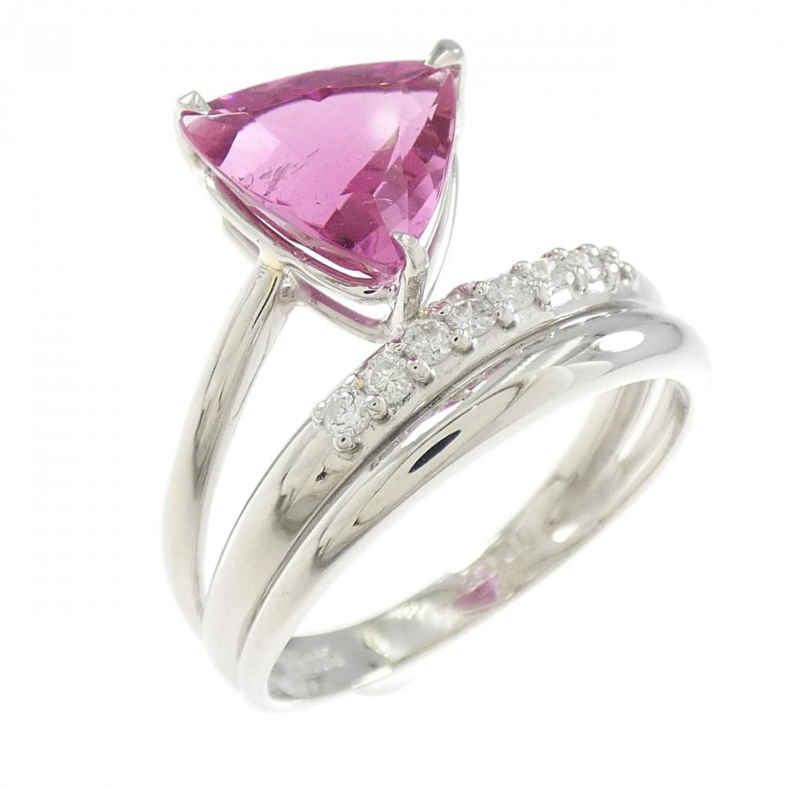 PT900 TOURMALINE RING: PT900 Tourmaline Ring Brand: Unbranded Type/Style: Tourmaline Ring Material: Platinum900, Main Stone Tourmaline Secondary Stone Diamond Color: Platinum Size: US 8.75 Accessories: None Accessories