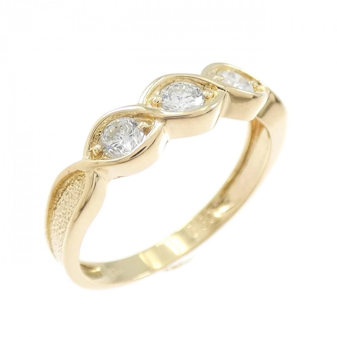 K18YG DIAMOND RING: K18YG Diamond Ring Brand: Unbranded Type/Style: Diamond Ring Material: 18K Yellow Gold, Main Stone Natural Color: Yellow Gold Size: US 6 1/4 Accessories: None Accessories Notice: When purchasing
