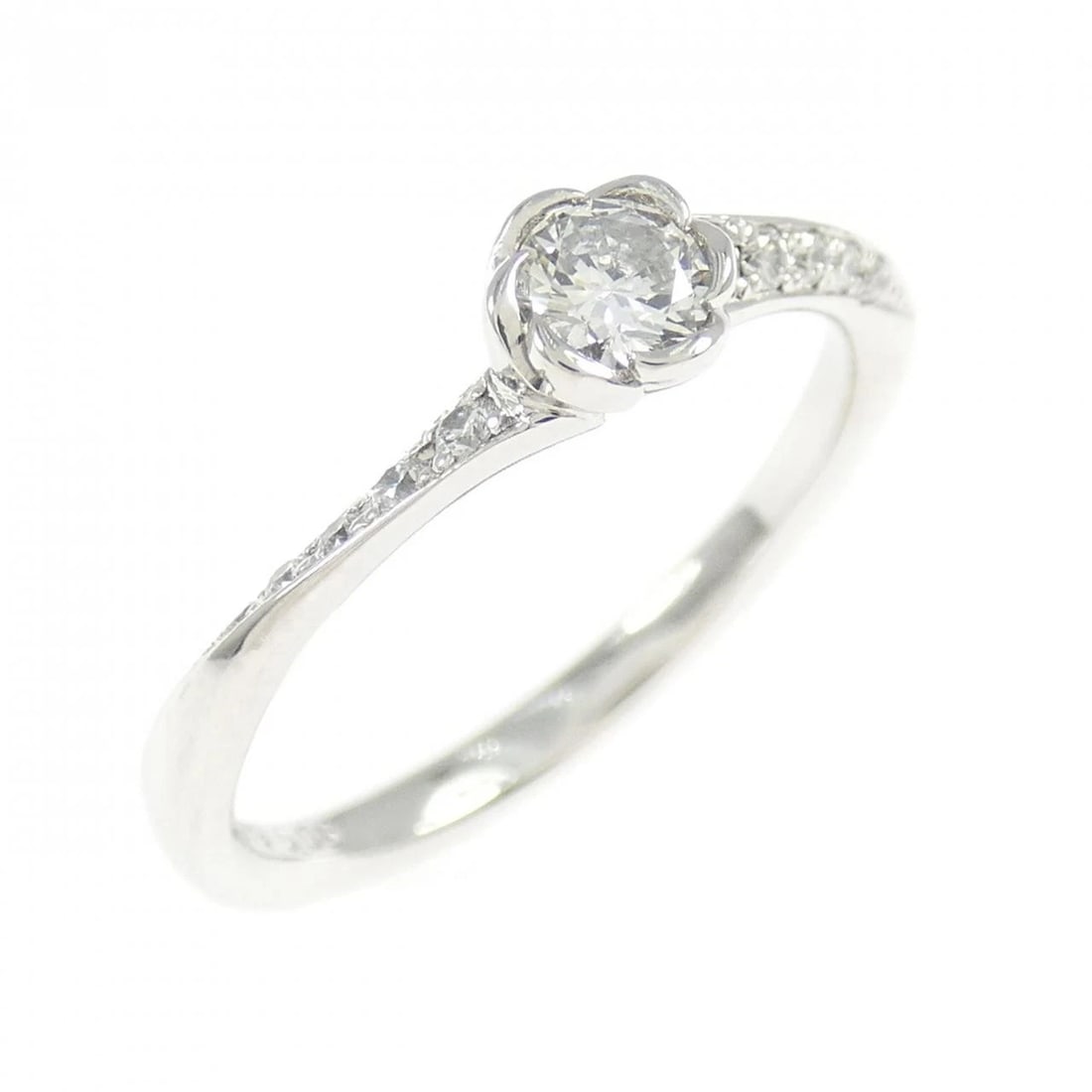 PT950 DIAMOND RING: PT950 Diamond Ring Brand: Unbranded Type/Style: Diamond Ring Material: Platinum950, Main Stone Natural Color: Platinum Size: US 5 3/4 Accessories: None Accessories Notice: When purchasing pre-owned