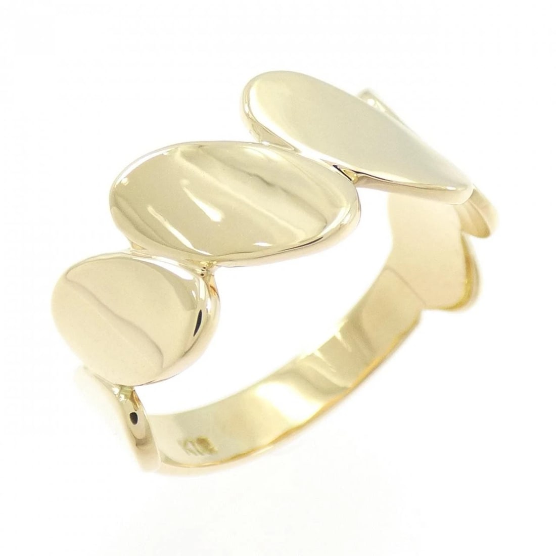 K18YG RING: K18YG ring Brand: Unbranded Type/Style: Ring Material: K18YG, Color: Yellow gold Size: US 6 1/2 Accessories: None Accessories Notice: When purchasing pre-owned goods, please refer to the photos of