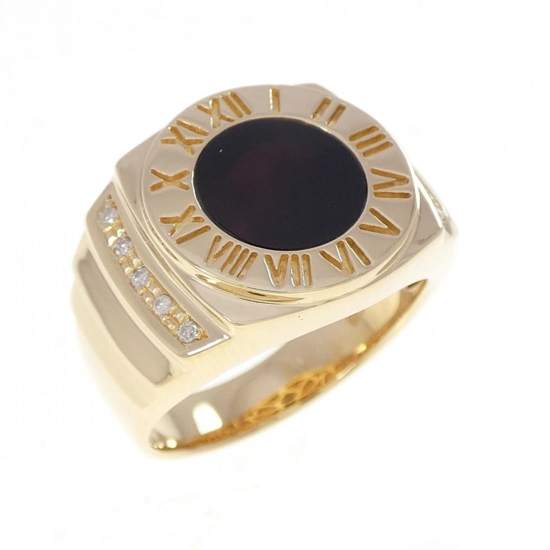 K18YG ONYX RING: K18YG Onyx Ring Brand: Unbranded Type/Style: Onyx Ring Material: K18YG, Main Stone Onyx Secondary Stone diamond Color: Yellow gold Size: US 8 1/4 Accessories: None Accessories Notice: When purchasing