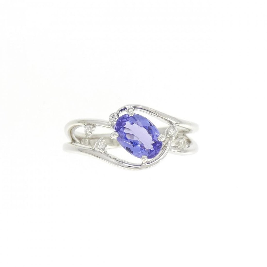 K18WG TANZANITE RING: K18WG Tanzanite Ring Brand: Unbranded Type/Style: Tanzanite Ring Material: K18WG, Main Stone TanzaniteSecondary StoneDiamond Color: White Gold Size: US 6 1/4 Accessories: None Accessories Notice: