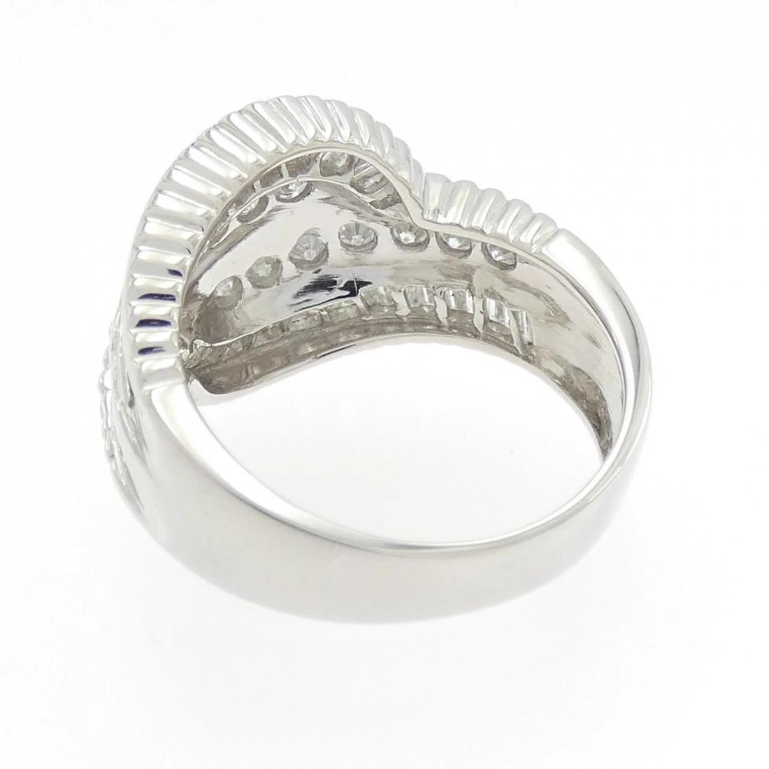 PT900 DIAMOND RING - 3