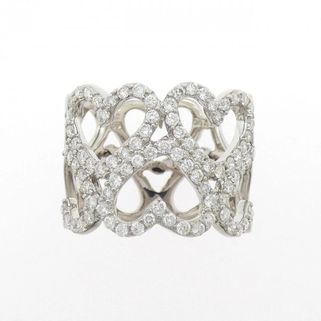 K18WG HEART DIAMOND RING: K18WG Heart Diamond Ring Brand: Unbranded Type/Style: Diamond Ring Material: K18WG, Main Stone Natural Color: White Gold Size: US 6 1/2 Accessories: None Accessories Notice: When purchasing pre-owned