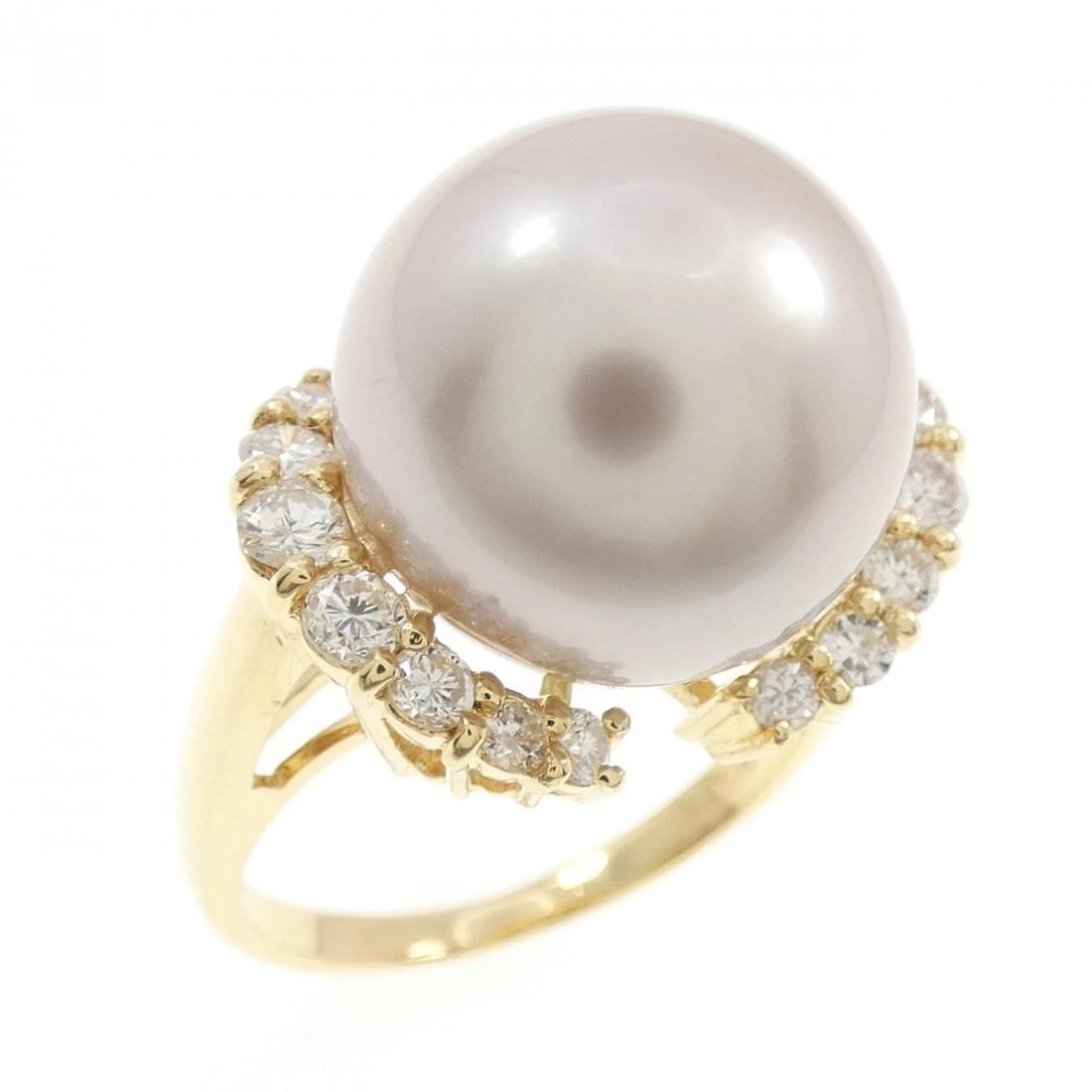18K YELLOW GOLD BLACK PEARL RING: 18K Yellow Gold Black Pearl Ring Brand: Unbranded Type/Style: Black Pearl Ring Material: K18YG, Main Stone Black Pearl Secondary Stone Diamond Color: Yellow gold Size: US 5 1/4 Accessories: None