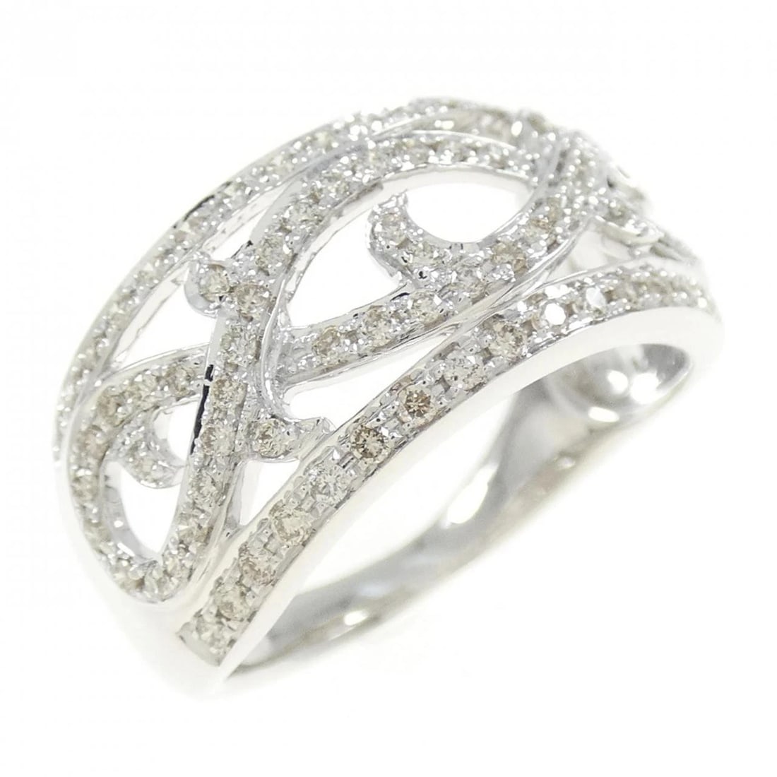 K18WG DIAMOND RING: K18WG Diamond Ring Brand: Unbranded Type/Style: Diamond ring Material: K18WG, Main Stone Natural Color: White Gold Size: US 8.5 Accessories: None Accessories Notice: When purchasing pre-ow