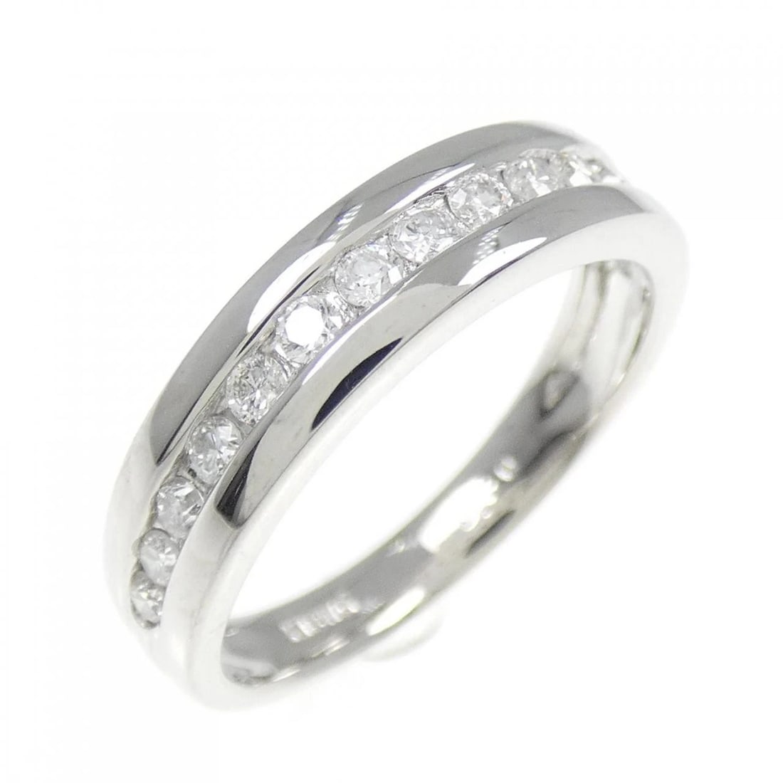 K18WG DIAMOND RING: K18WG Diamond Ring Brand: Unbranded Type/Style: Diamond Ring Material: 18k White Gold, Main Stone Natural Color: White Gold Size: US 6 Accessories: None Accessories Notice: When purchasing pre-owned