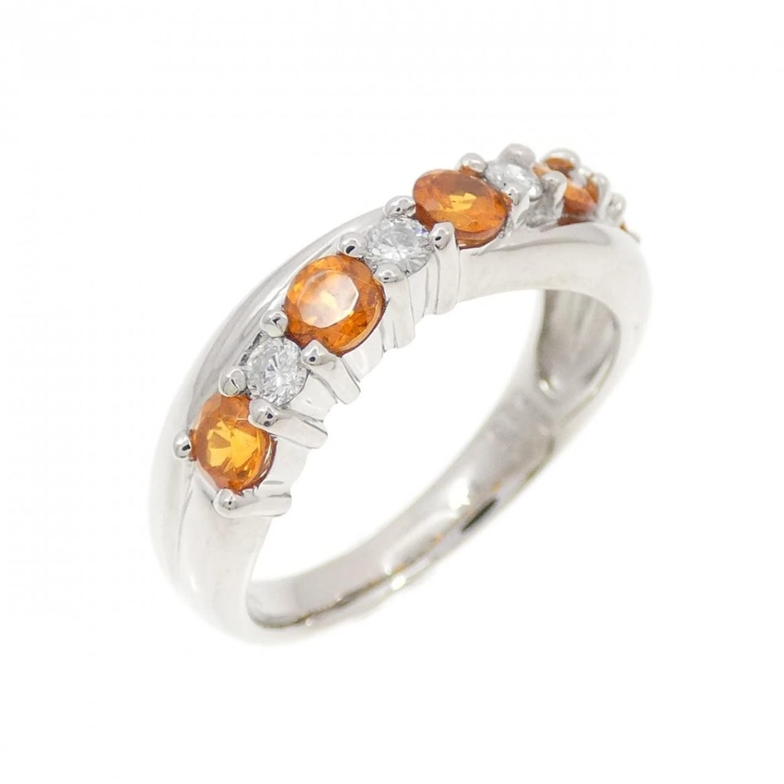 PT900 GARNET RING: PT900 Garnet Ring Brand: Unbranded Type/Style: Garnet Ring Material: PT900, Main Stone Garnet Secondary Stone Diamond Color: Silver Size: US 5 3/4 Accessories: None Accessories Notice: When