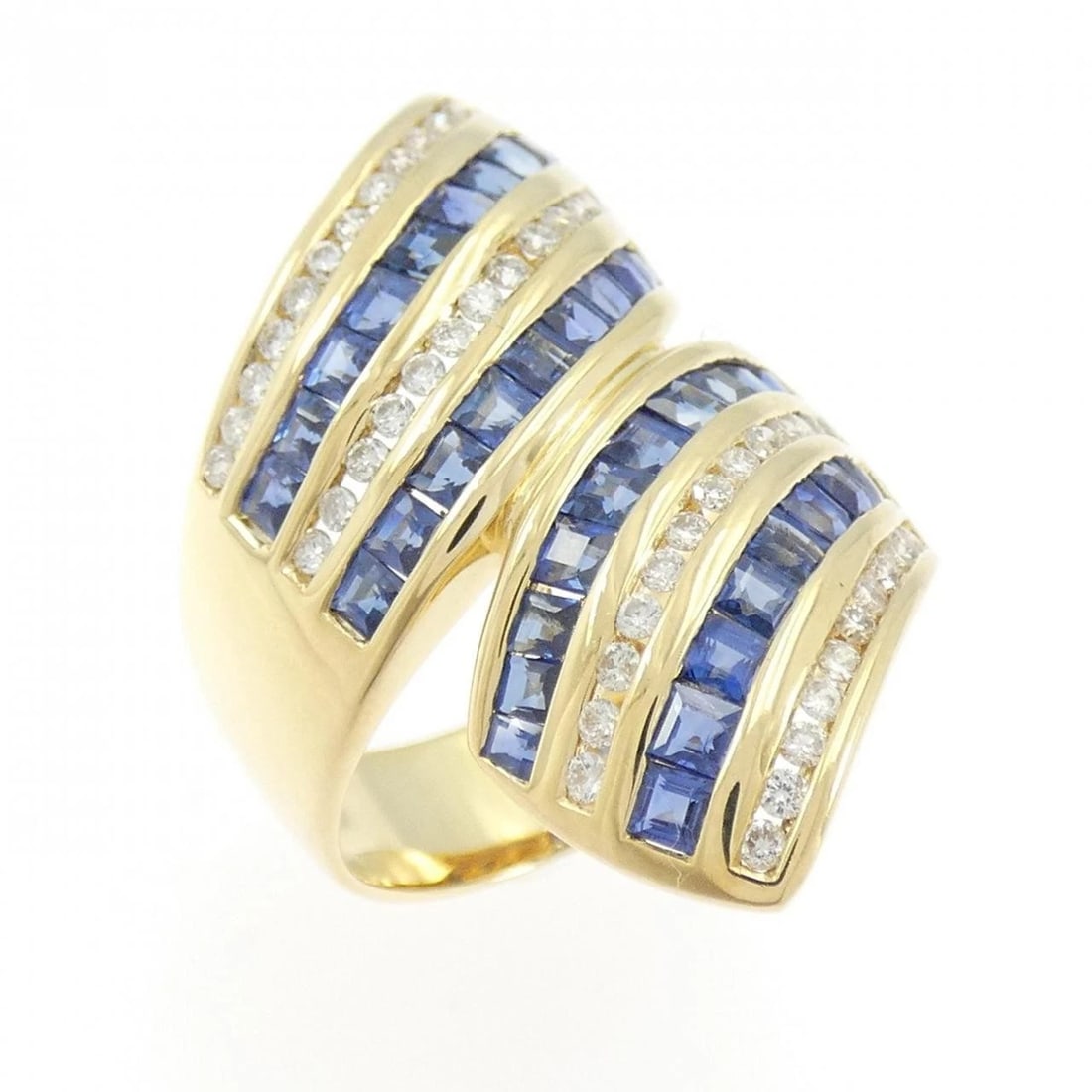 K18YG SAPPHIRE RING (1 of 2)