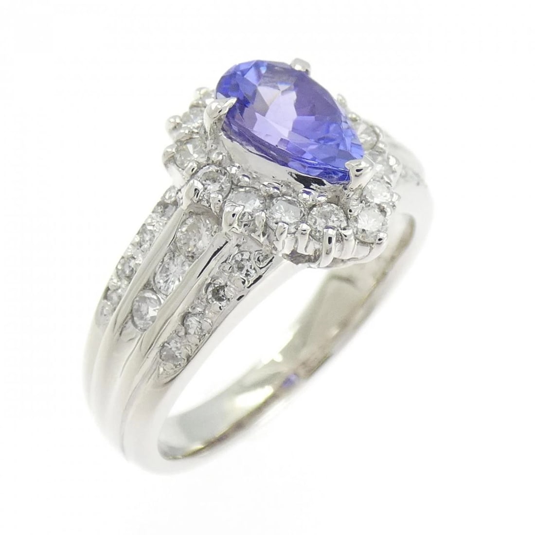 PT900 TANZANITE RING: PT900 Tanzanite Ring Brand: Unbranded Type/Style: Tanzanite Ring Material: PT900, Main Stone Tanzanite Secondary Stone Diamond Color: silver Size: US 6 Accessories: None Accessories Notice