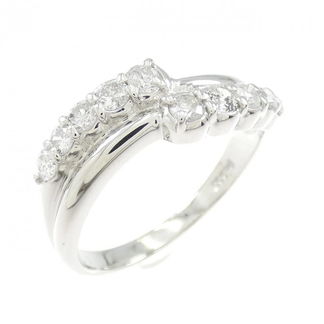 PT900 DIAMOND RING: PT900 Diamond Ring Brand: Unbranded Type/Style: Diamond Ring Material: Platinum900, Main Stone Natural Color: Platinum Size: US 6 1/4 Accessories: None Accessories Notice: When purchasing pre-owned