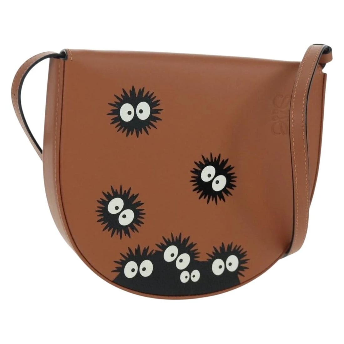 LOEWE GHIBLI'S TOTORO SOOT SPRITES DUST BUNNY HEEL BAG: LOEWE Ghibli's Totoro Soot Sprites Dust Bunny HEEL BAG Brand: LOEWE Type/Style: Shoulder Bag Material: Leather Color: Brown Size: Size(Inch)W6.7 x H5.9 x D1.6inch(Approx) Accessories: None