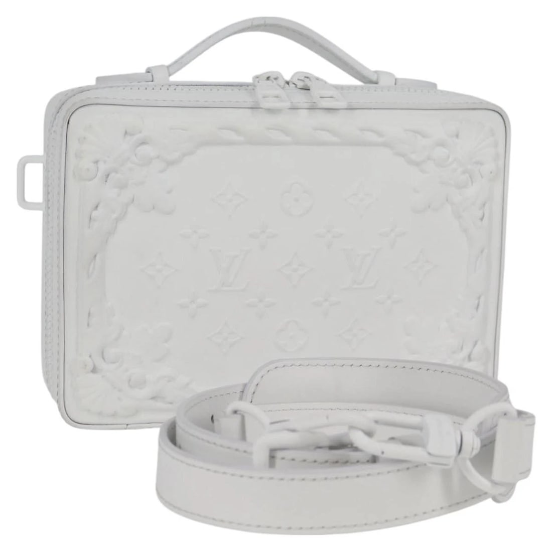 LOUIS VUITTON MONOGRAM ORNAMENT SOFT TRUNK BAG WHITE: LOUIS VUITTON Monogram Ornament Soft Trunk Bag White Brand: LOUIS VUITTON Type/Style: Shoulder Bag Material: Monogram Canvas Color: White Size: Size(Inch)W8.7 x H5.9 x D2.4inch(Approx) Accessories