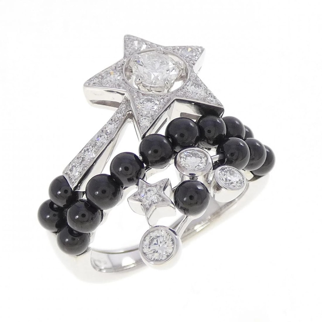 CHANEL SPINEL RING: Chanel Spinel Ring Brand: CHANEL Type/Style: Chanel Ring Material: 750 white gold, Main Stone Spinel Color: White Gold Size: US 6 1/4 Accessories: None Accessories Notice: When purchasing pre-owned