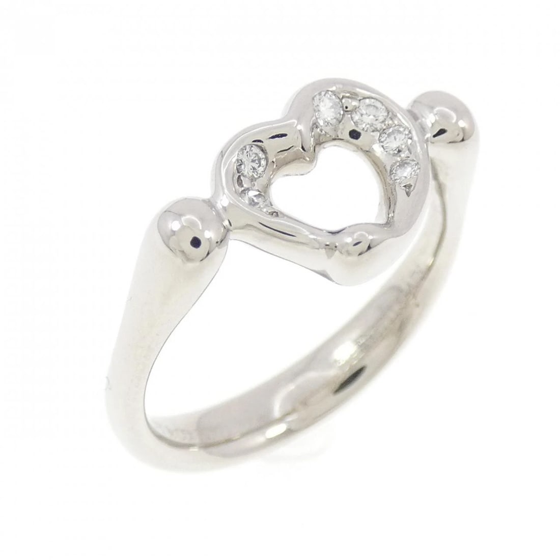 TIFFANY & CO. OPEN HEART RING: TIFFANY & Co. Open Heart Ring Brand: TIFFANY&Co. Type/Style: TIFFANY & Co. Ring Material: Platinum950, Main Stone Natural Color: Platinum Size: US 5 Accessories: None Accessories Notice: When