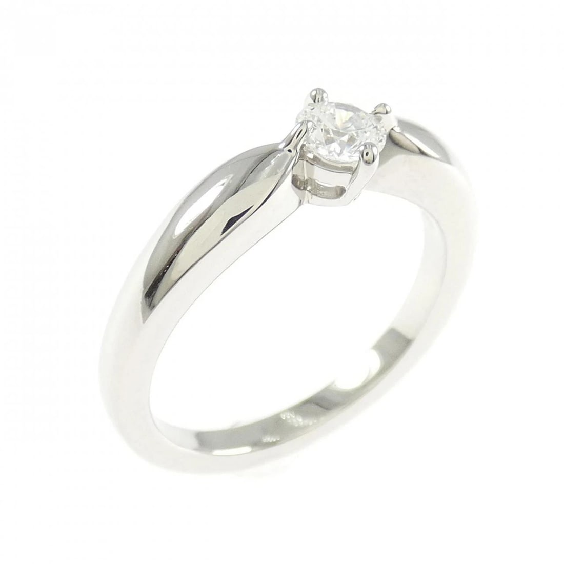 BVLGARI DEDICATA VENEZIA RING: Bvlgari Dedicata Venezia Ring Brand: BVLGARI Type/Style: Bulgari Ring Material: Platinum950, Main Stone natural Color: SILVER Size: US 5.5 Accessories: None Accessories Notice: When purchasing