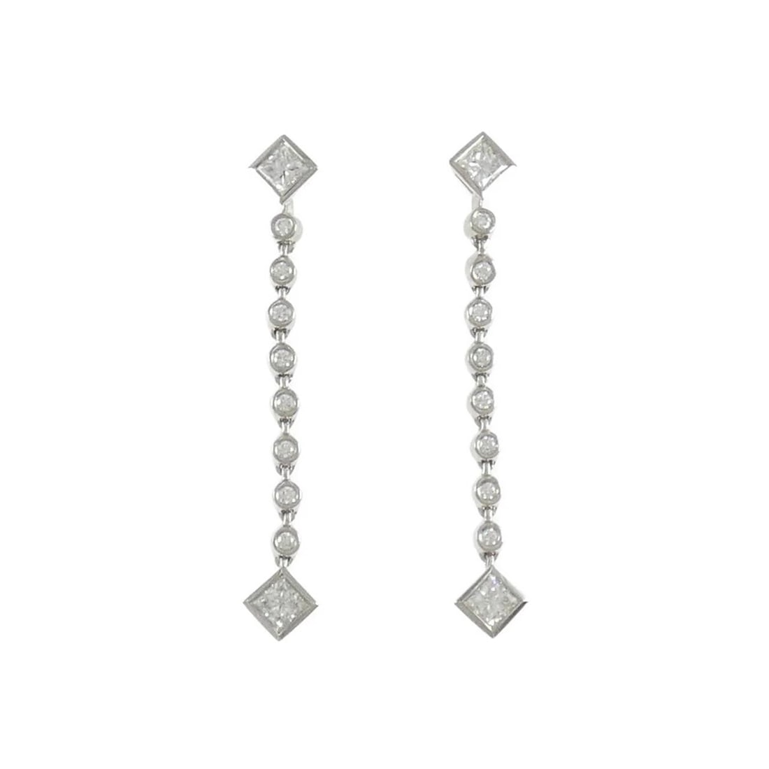 TIFFANY&CO. DIAMOND PIERCE: TIFFANY&Co. Diamond Pierce Brand: TIFFANY&Co. Type/Style: TIFFANY&Co. Pierce/Earring Material: Platinum950, Color: none Size: Actual Size Approximate dimensions (height x width): 39.5 x 5.5