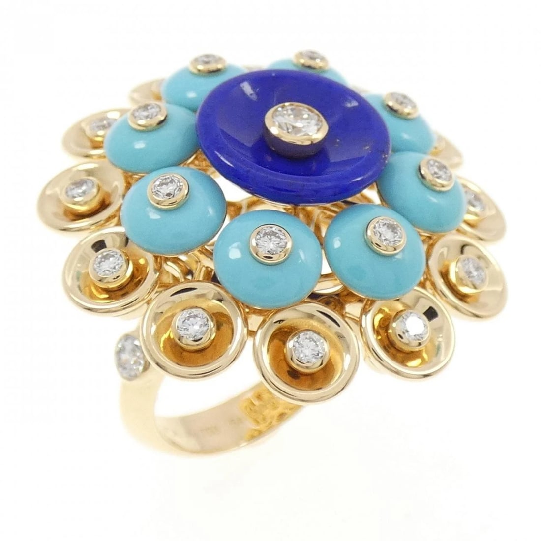 VAN CLEEF & ARPELS BOUTON D'OR RING: Van Cleef & Arpels Bouton d'Or Ring Brand: Van Cleef & Arpels Type/Style: Van Cleef & Arpels Ring Material: 750 yellow gold, Main Stone Lapis Lazuli Color: yellow gold Size: US 7 Accessories: None
