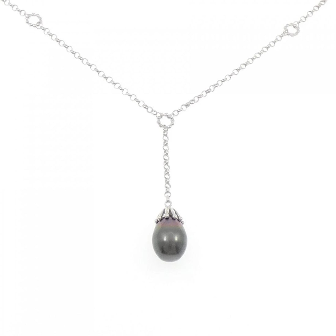 TASAKI BLACK PEARL NECKLACE: Tasaki Black Pearl Necklace Brand: TASAKI Type/Style: Tasaki Necklace Material: K18 white gold, Main Stone Black Pearl Color: white gold Size: Lenght 42-44cm Actual Size Pendant Length approx. x