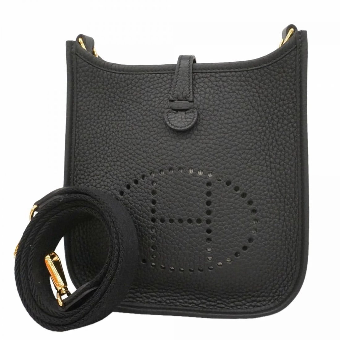 HERMES EVELYNE TPM SHOULDER BAG TAURILLON CLEMENCE: Hermes Evelyne TPM Shoulder Bag, Taurillon Clemence Brand: Hermes Type/Style: Shoulder bag Material: Taurillon clemence leather Color: Black Size: (HxWxD) 19cm x 17.5cm x 5.5cm / 7.48'' x 6.88'' x 2.1