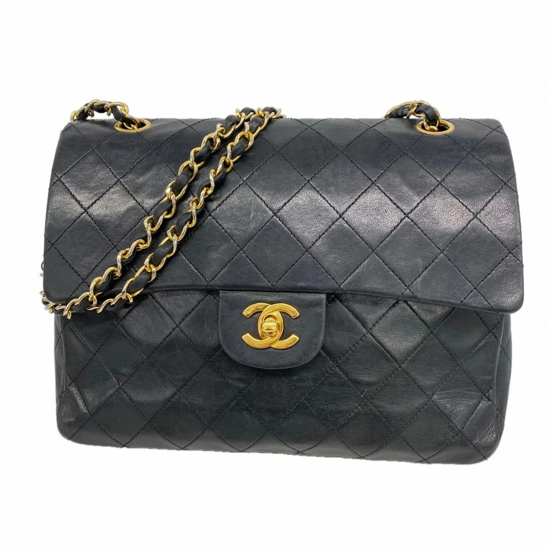 CHANEL MATELASSE SHOULDER BAG DOUBLE FLAP CHAIN LAMBSKIN: Chanel Matelasse Shoulder Bag, Double Flap, Chain, Lambskin Brand: Chanel Type/Style: Shoulder bag Material: Leather Color: Black Size: (HxWxD) 19cm x 25cm x 7.5cm / 7.48'' x 9.84'' x 2.95'' Acces