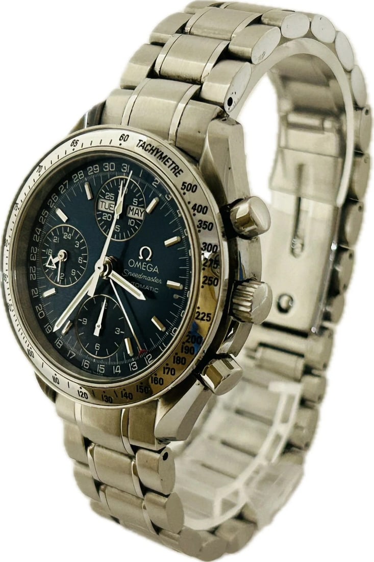 OMEGA SPEEDMASTER TRIPLE CALENDAR WATCH: Omega Speedmaster Triple Calendar Watch Brand: OMEGA Type/Style: Wristwatch Material: Case material stainless steel Belt material stainless steel Color: Dial Color Dial color blue belt color silver Si