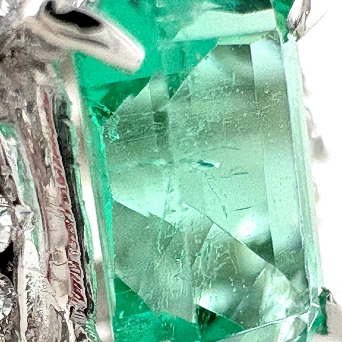 EMERALD DESIGN RING PLATINUM PT900 - 3