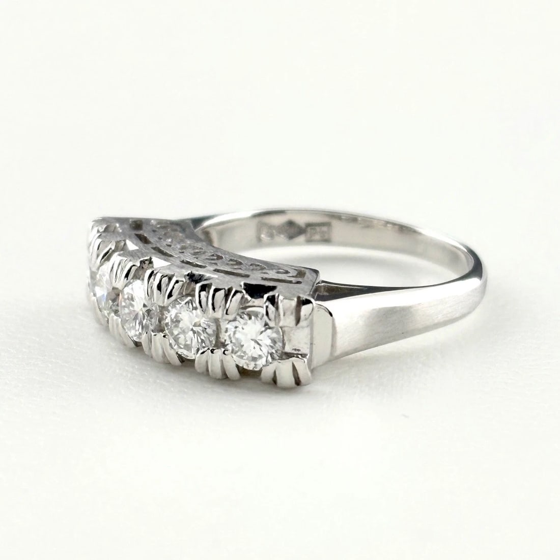 MELEE DIAMOND DESIGN RING PLATINUM (1 of 3)