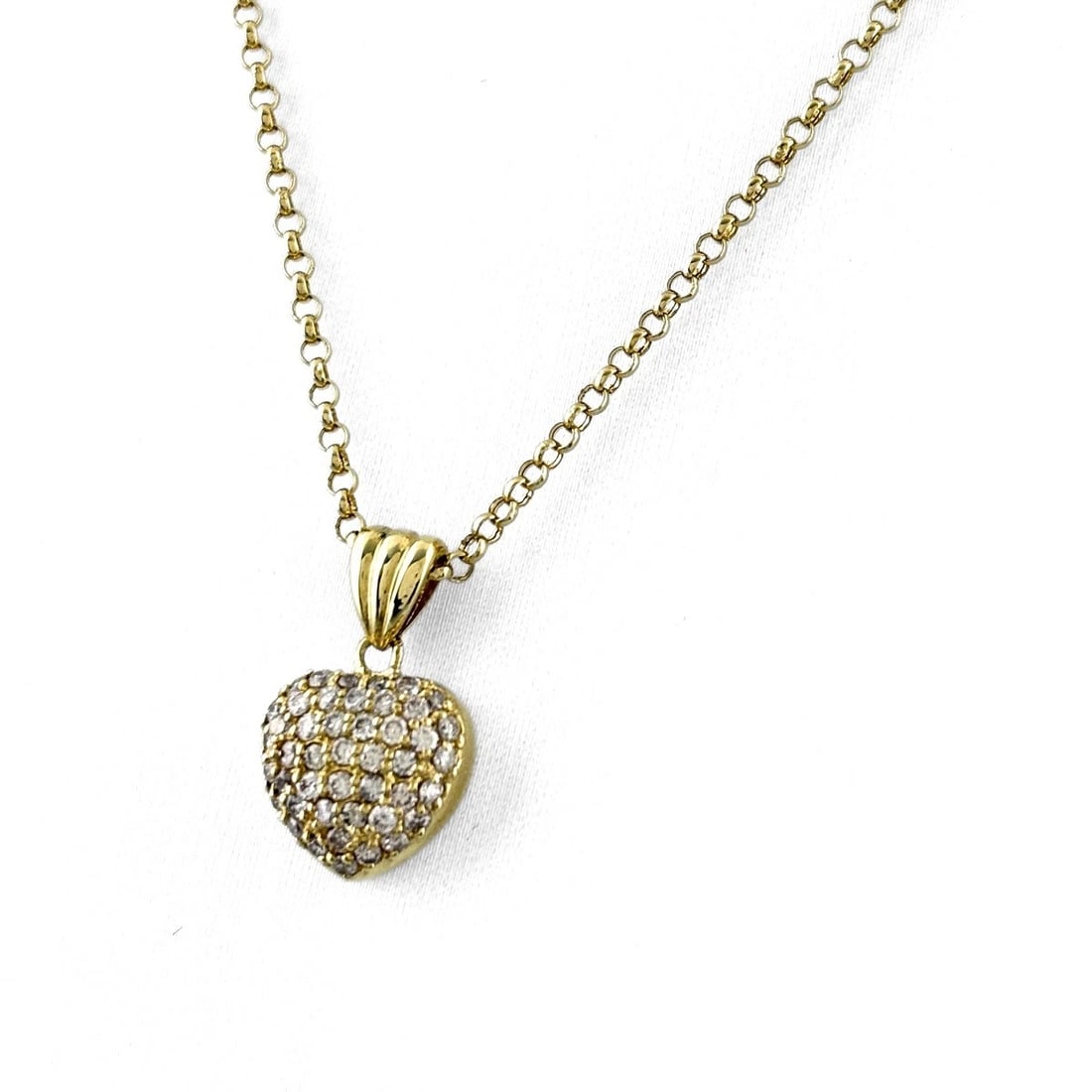 HEART MOTIF NECKLACE YELLOWGOLD MELEE PENDANT: Heart motif Necklace YellowGold melee Pendant Brand: Unbranded Type/Style: Necklace Material: 18K ?750 YG, Main Stone Natural Color: Yellow Size: Chain / code 39.5cm(15.6") Chain width 1.4mm(0.1") Tot