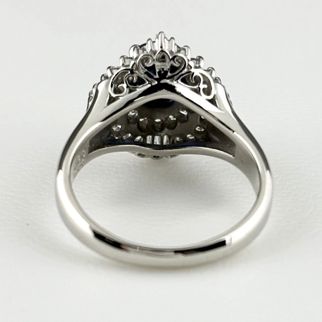 SAPPHIRE DESIGN RING PLATINUM - 4