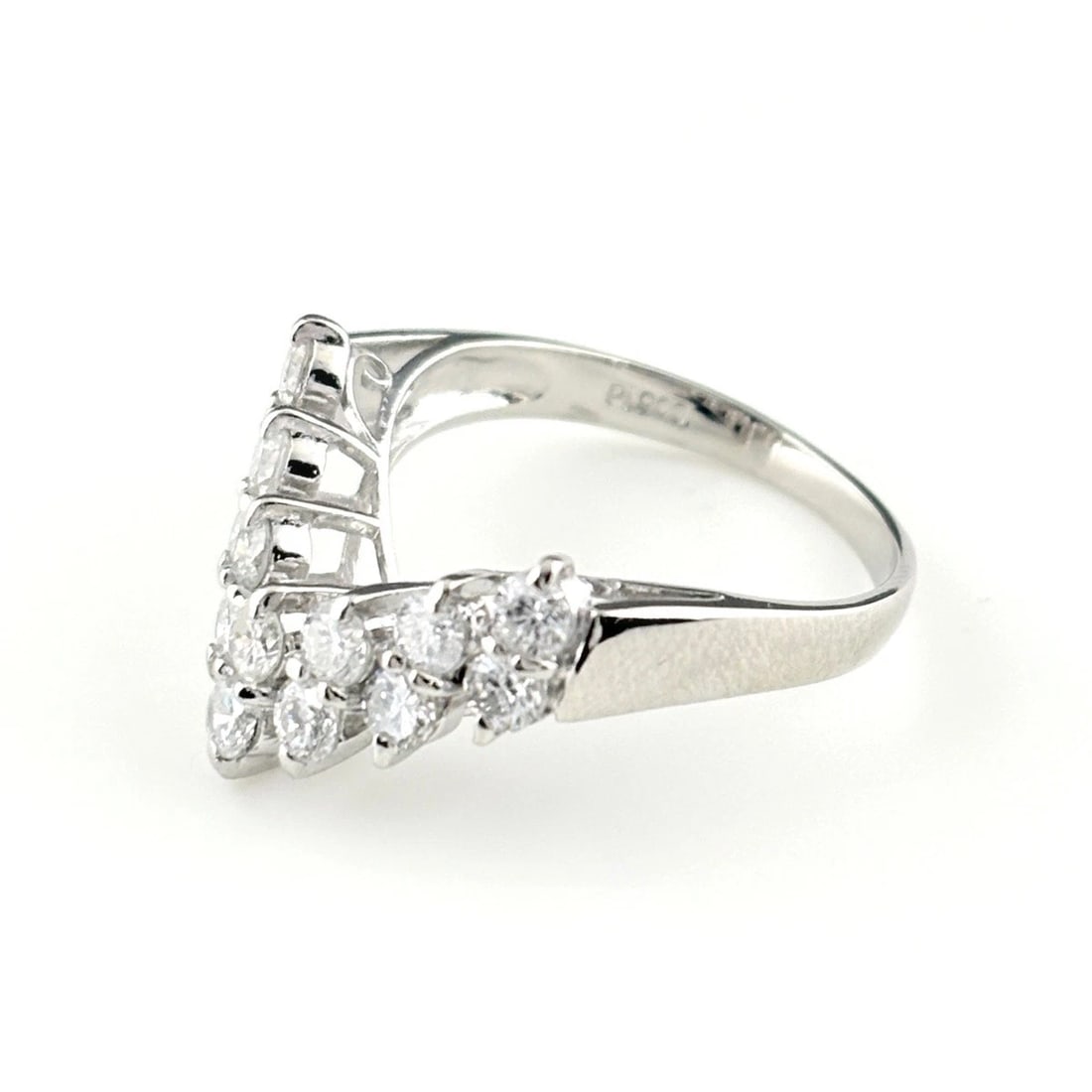 MELEE DIAMOND DESIGN RING PLATINUM: melee diamond design ring Platinum Brand: Unbranded Type/Style: Ring Material: Pt900, Color: PT Size: US 6.5 Accessories: None Accessories Notice: When purchasing pre-owned goods, please refer to the