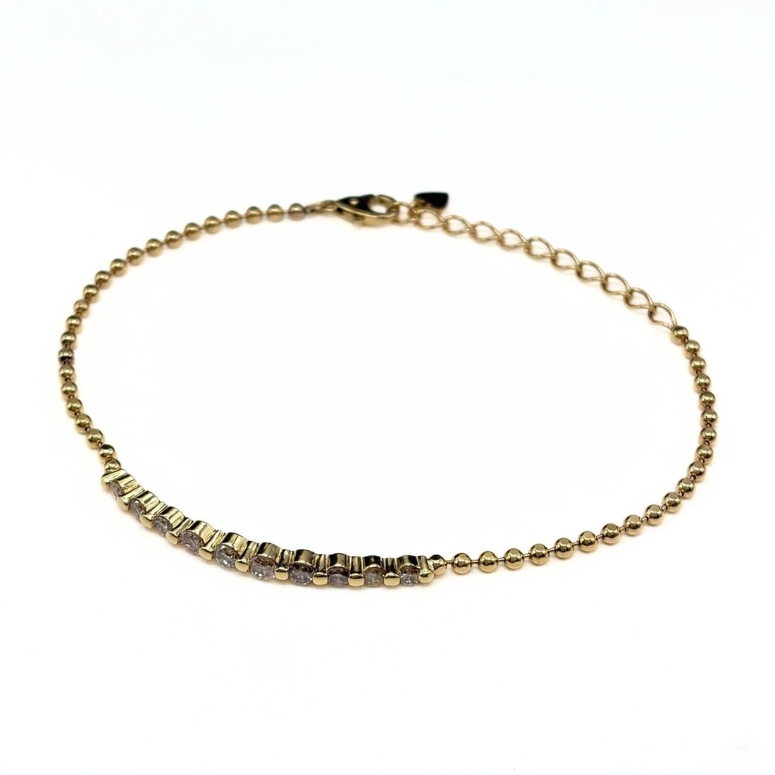 MELEE DIAMOND DESIGN YELLOWGOLD BANGLES BRACELET 18K: melee diamond design YellowGold bangles Bracelet 18K Brand: Unbranded Type/Style: Bracelet Material: 18K YG, Color: Gold Size: Wrist Size 21cm(8.3") Maximum Bracelet width 5.7mm(0.2") Accessories: