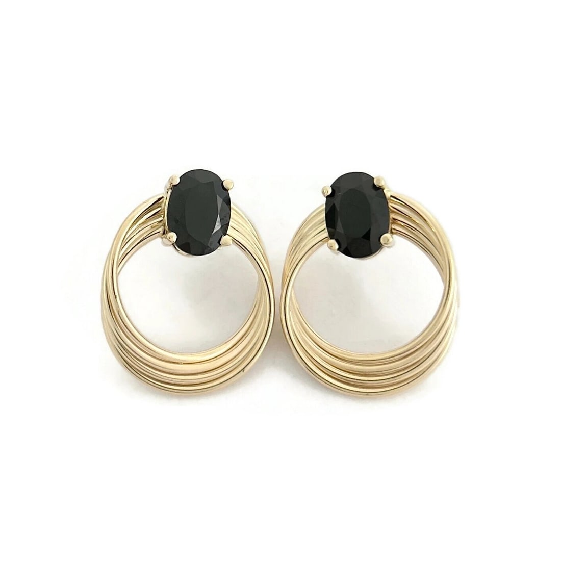 ESTATE BLACK SAPPHIRE GEMSTONE LOOP DROP EARRINGS: Estate Black Sapphire Gemstone Loop Drop Earrings Brand: Unbranded Type/Style: Earrings Material: 14K Yellow Gold, Main Stone Natural Color: Gold Size: Length: 21 mm Width: 16.7 mm Accessories: None