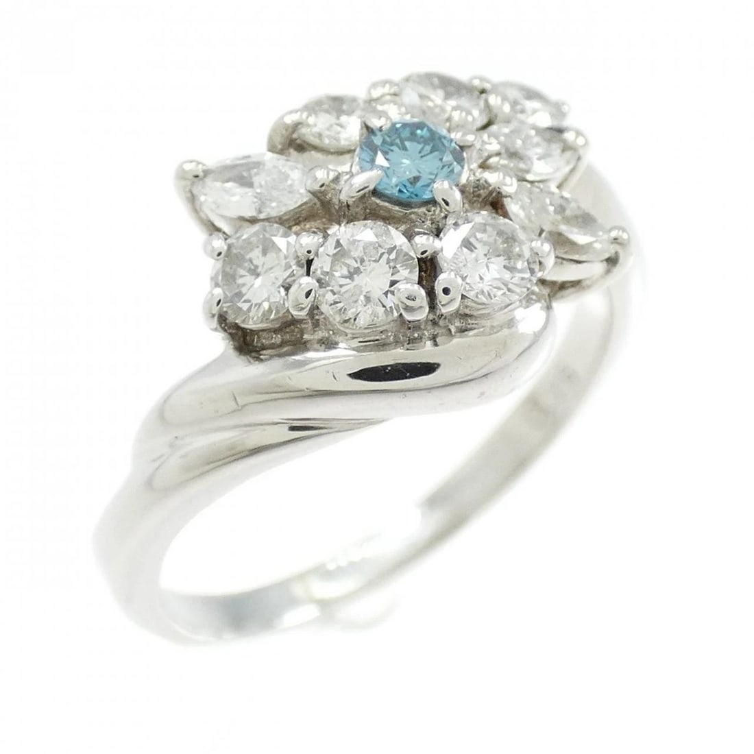 PT900 DIAMOND RING: PT900 Diamond Ring Brand: Unbranded Type/Style: Diamond Ring Material: PT900, Color: SILVER Size: US 6 1/2 Accessories: None Accessories Notice: When purchasing pre-owned goods, please refer to the