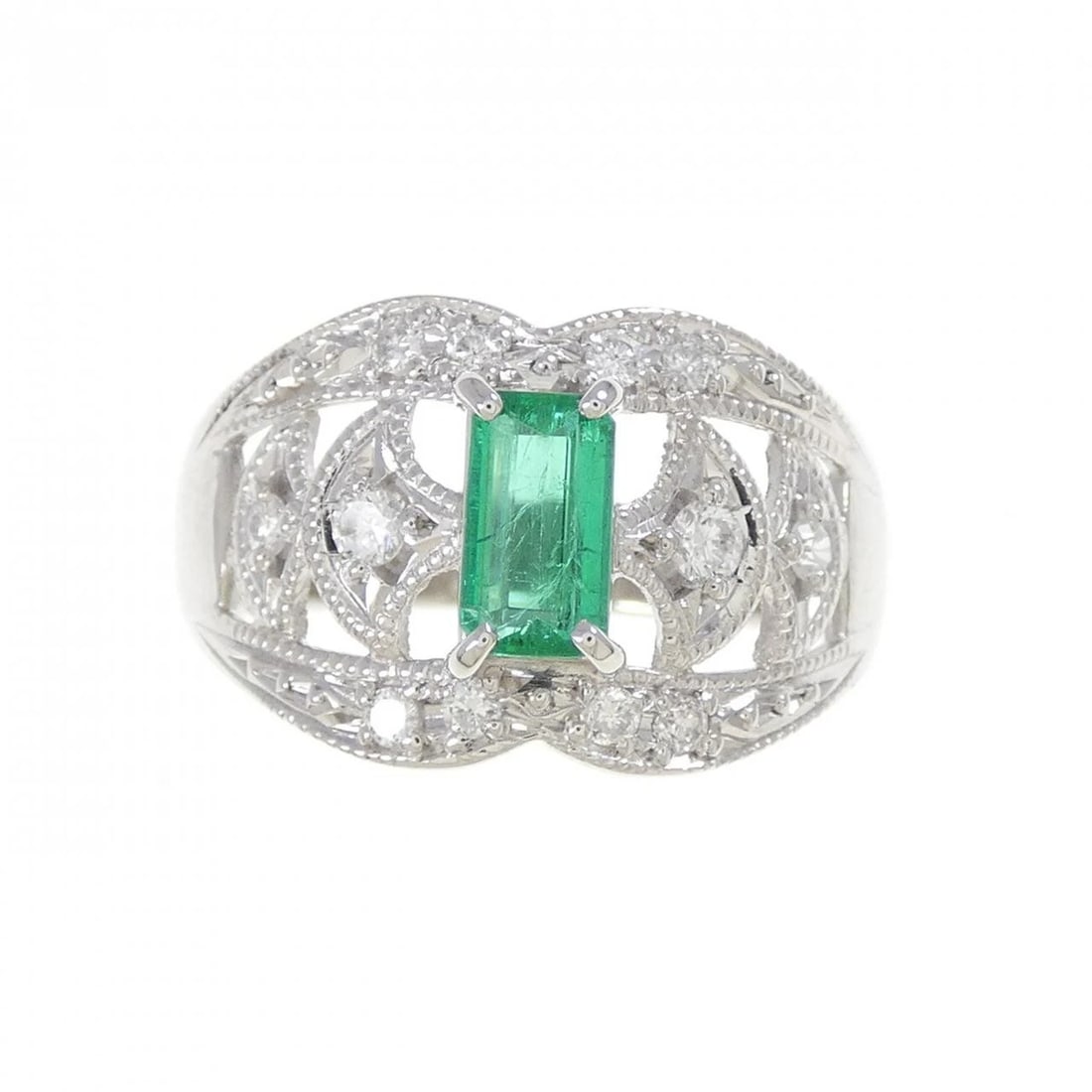 PT900 EMERALD RING - 2