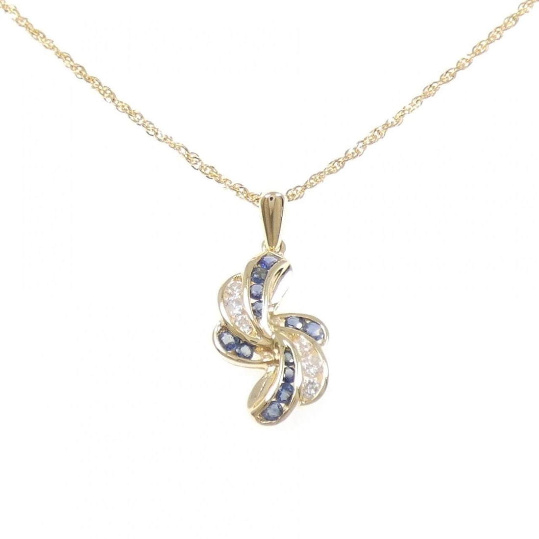18KYG/K18YG SAPPHIRE NECKLACE: 18KYG/K18YG Sapphire Necklace Brand: Unbranded Type/Style: Sapphire Necklace Material: 18KYG/K18YG, Main Stone SapphireSecondary Stone Diamond Color: Yellow gold Size: Actual Size Pendant length