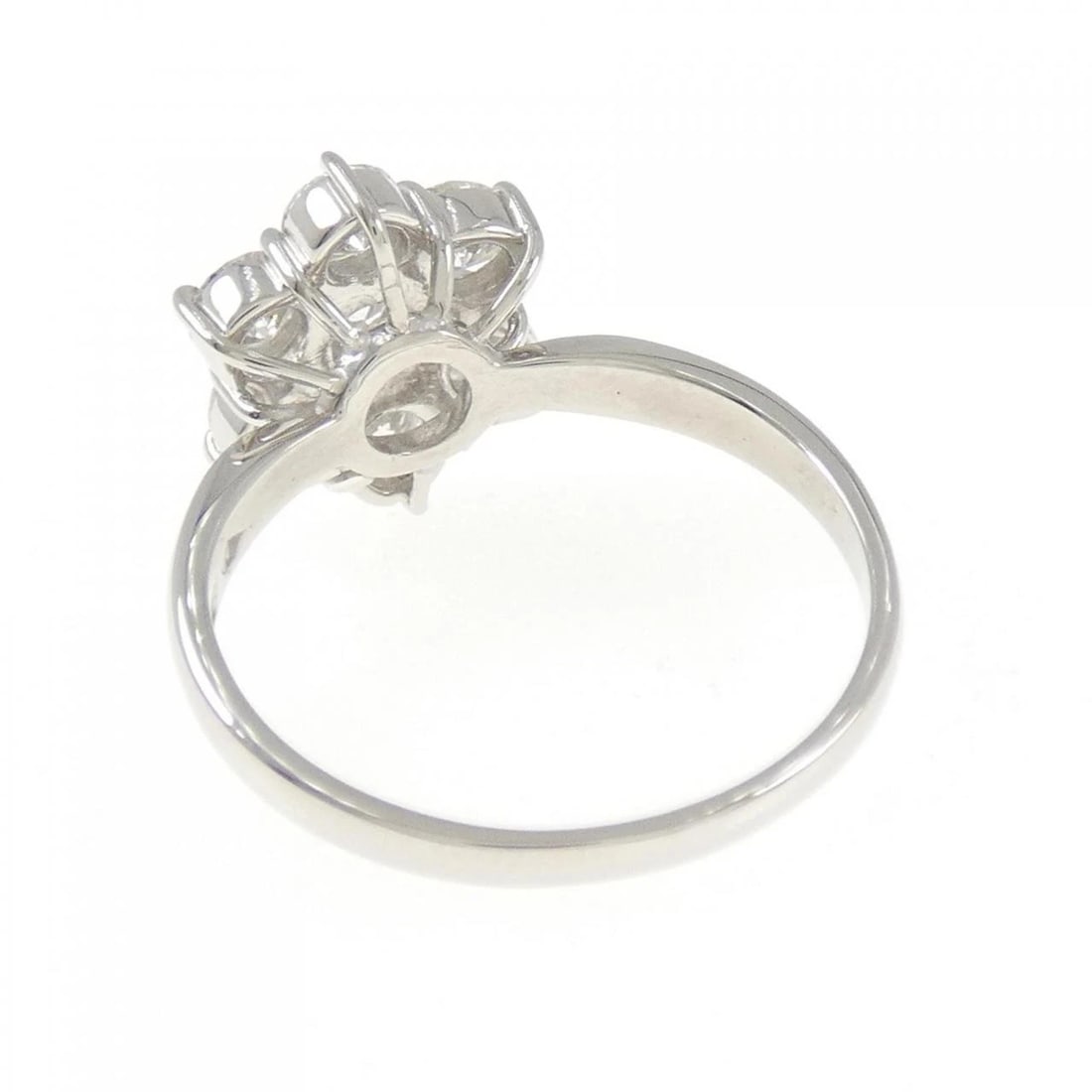 PT900 FLOWER DIAMOND RING - 3