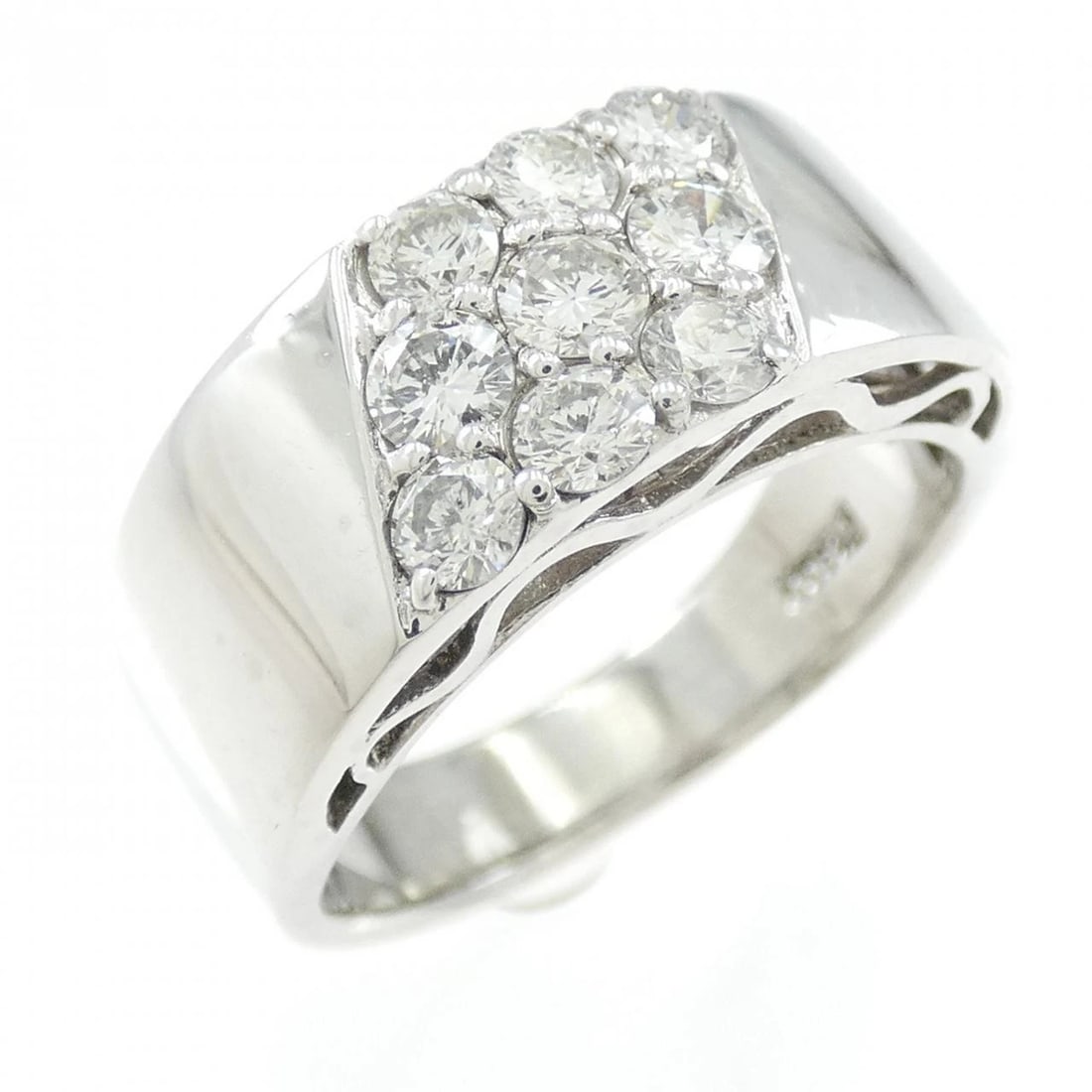 PT900 DIAMOND RING: PT900 Diamond Ring Brand: Unbranded Type/Style: Diamond ring Material: PT900, Color: silver Size: US 5 1/2 Accessories: None Accessories Notice: When purchasing pre-owned goods, please refer to the