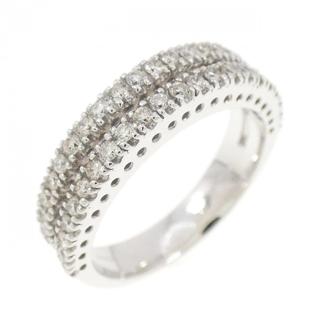 K18WG DIAMOND RING: K18WG Diamond Ring Brand: Unbranded Type/Style: Diamond Ring Material: 18k White Gold, Color: White Gold Size: US 3 1/4 Accessories: None Accessories Notice: When purchasing pre-owned goods, please