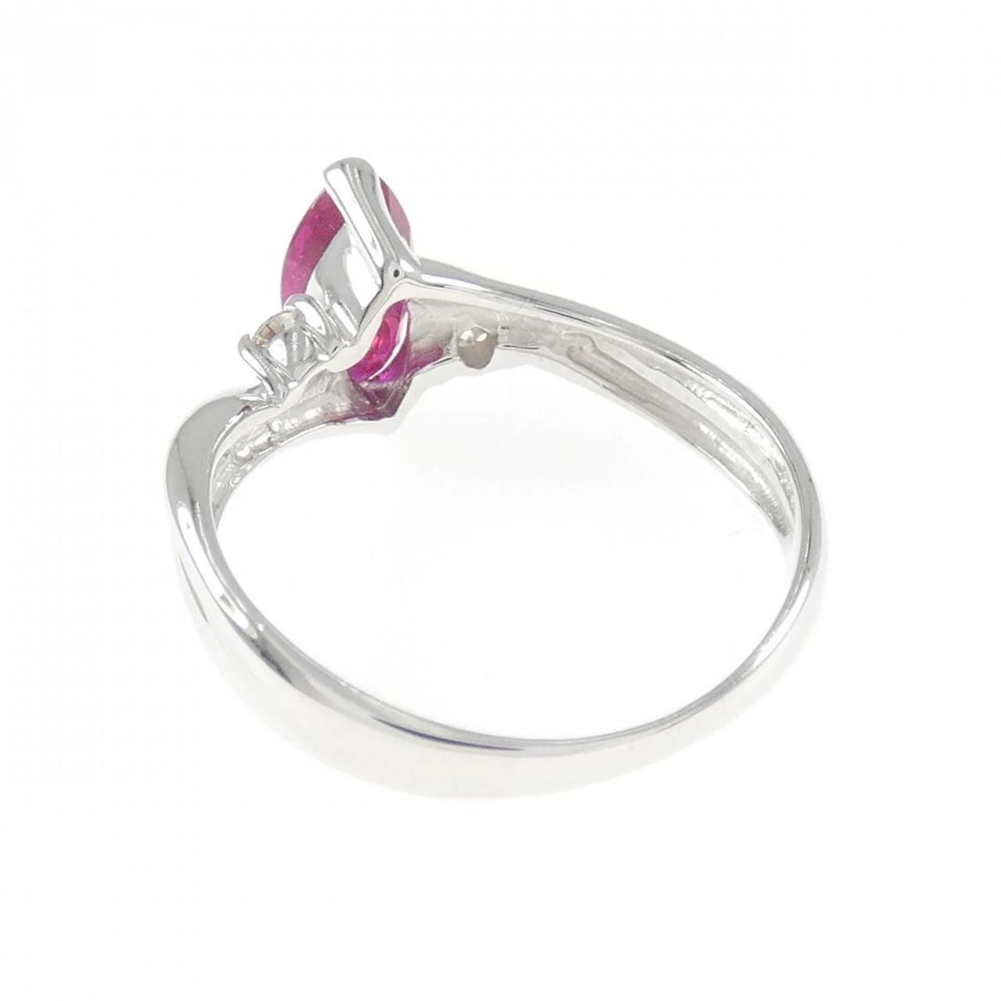 18K WHITE GOLD RUBY RING - 3