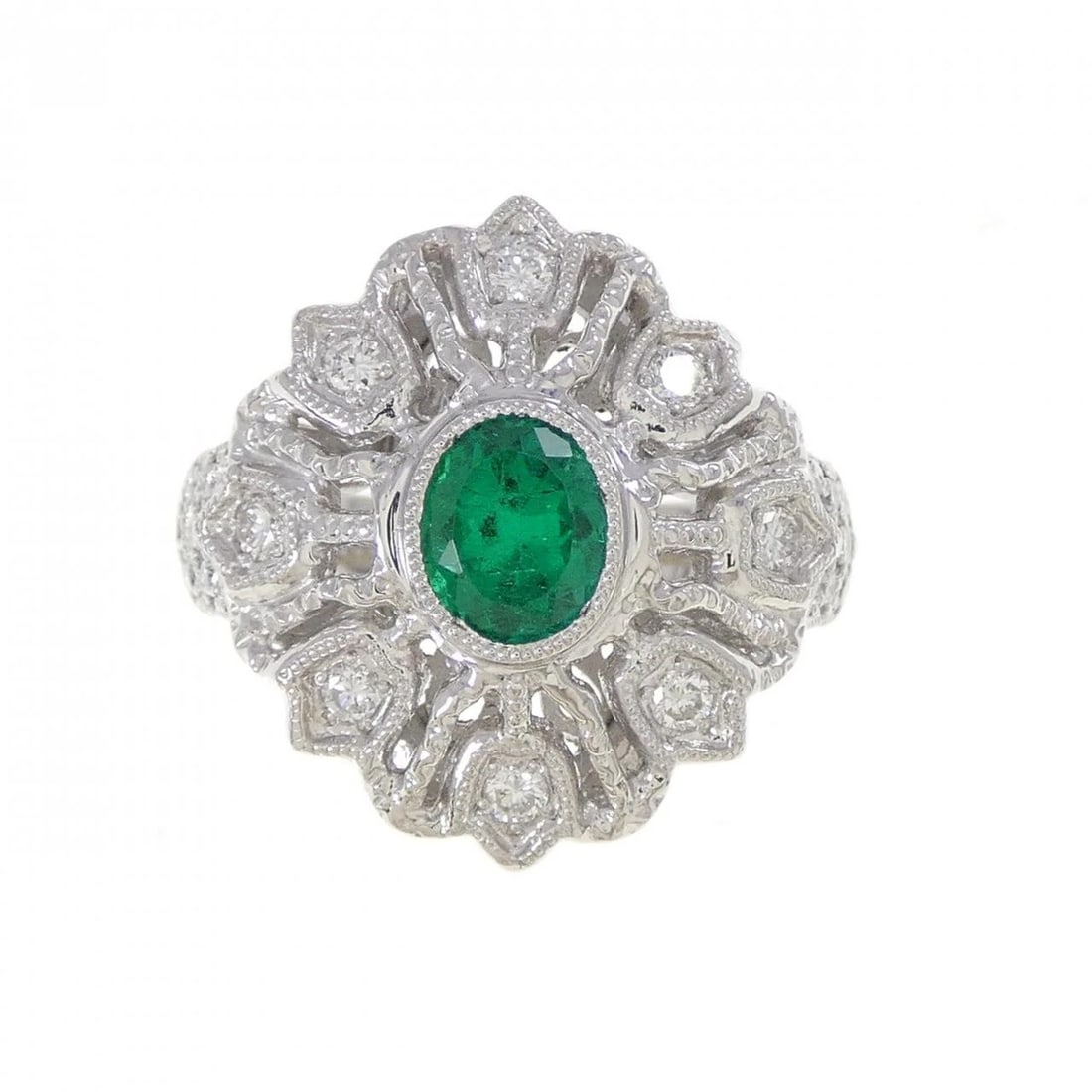 PT900 EMERALD RING - 2