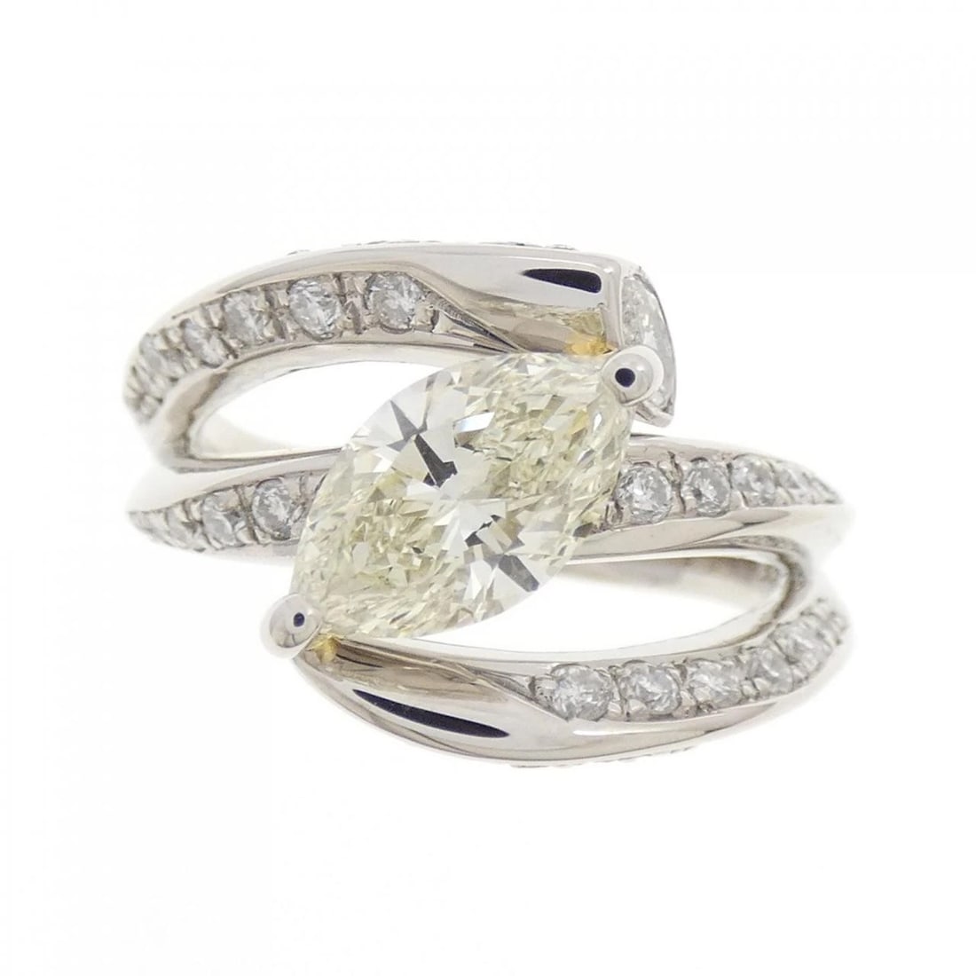PT900 DIAMOND RING - 2