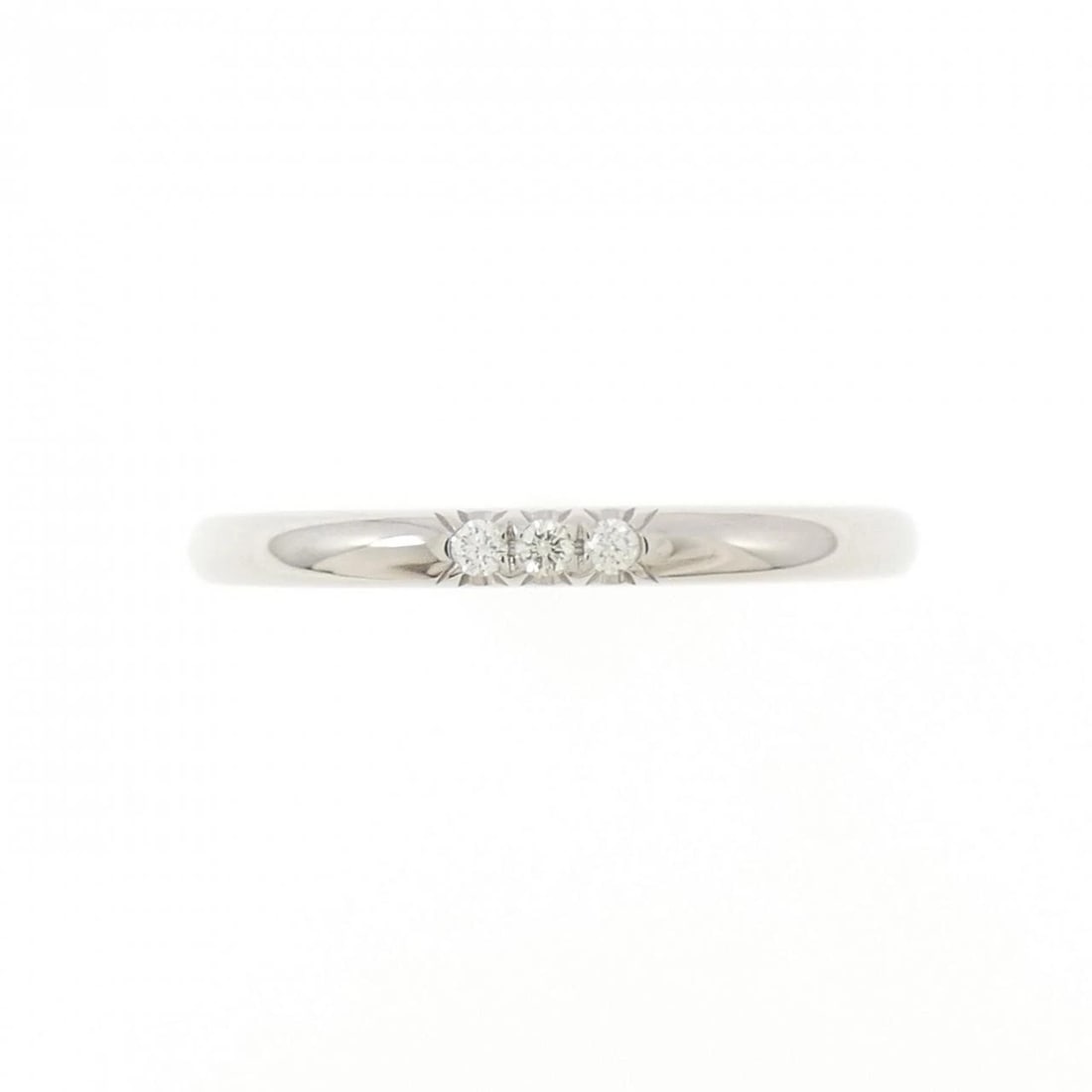 TIFFANY & CO. BAND RING: TIFFANY & Co. Band Ring Brand: TIFFANY&Co. Type/Style: TIFFANY & Co. Ring Material: Platinum950, Color: silver Size: US 5 1/2 Accessories: None Accessories Notice: When purchasing pre-owned goods,